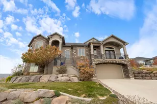 919 Parkway Dr, North Salt Lake, UT 84054 - Photo 1