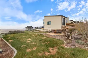 919 Parkway Dr, North Salt Lake, UT 84054 - Photo 31