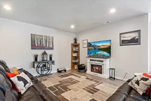 3253 S Lincoln Ln, Syracuse, UT 84075 - Photo 5