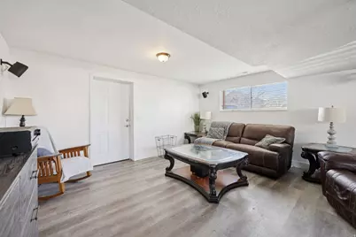 213 S 75 W, Farmington, UT 84025 - Photo 7