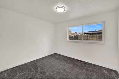 2512 N 475 W, Sunset, UT 84015 - Photo 21