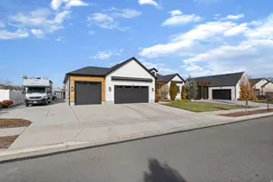 4056 W Sullivan Rd S, Riverton, UT 84096 - Photo 3