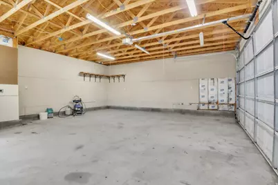 10109 S Peony Way, Sandy, UT 84094 - Photo 15