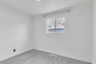 10109 S Peony Way, Sandy, UT 84094 - Photo 25