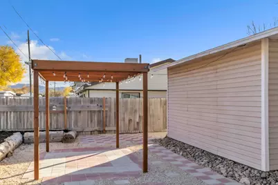 10109 S Peony Way, Sandy, UT 84094 - Photo 11