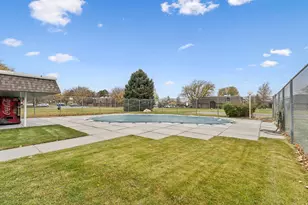 24 W Lester Ave, Murray, UT 84107 - Photo 23