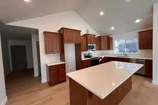 9584 S Ember Glow Ct, South Jordan, UT 84095 - Photo 3