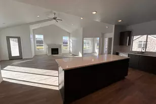 9584 S Ember Glow Ct W, South Jordan, UT 84095 - Photo 3