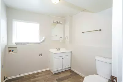 1782 N 810 W, Clinton, UT 84015 - Photo 13