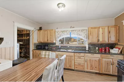 295 N 100 St W, Fillmore, UT 84631 - Photo 5