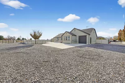 4056 N Russell Rd W, Eagle Mountain, UT 84005 - Photo 37