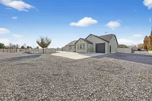 4056 N Russell Rd W, Eagle Mountain, UT 84005 - Photo 37