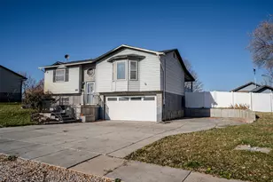 1307 N 225 W, Harrisville, UT 84404 - Photo 1