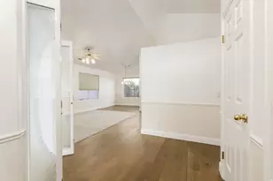 2045 S 1400 St E, Saint George, UT 84790 - Photo 7