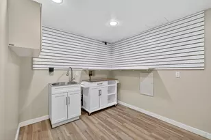 7143 W 8130 S, West Jordan, UT 84081 - Photo 43