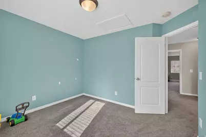 7143 W 8130 S, West Jordan, UT 84081 - Photo 29