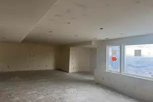 6382 W Hollys Pond Ln, Herriman, UT 84096 - Photo 7