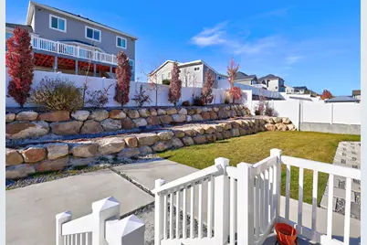 7518 S 5720 W, West Jordan, UT 84081 - Photo 23
