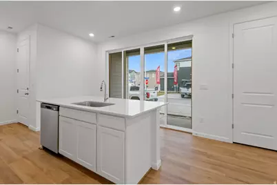 1304 E 1670 N #907, Payson, UT 84651 - Photo 5