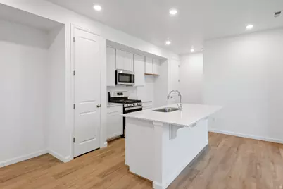 1304 E 1670 N #907, Payson, UT 84651 - Photo 3