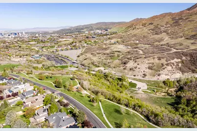 939 S Donner Way #107, Salt Lake City, UT 84108 - Photo 27