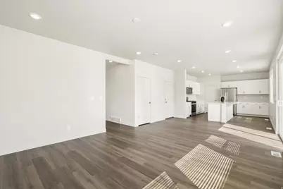 1444 N Berra Blvd #231, Tooele, UT 84074 - Photo 11