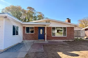 482 Vickie Ln, Clearfield, UT 84015 - Photo 3