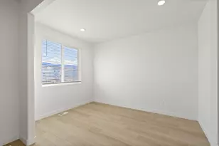 3481 N Browning St, Eagle Mountain, UT 84005 - Photo 9