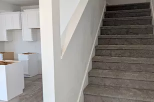 781 N Pheasantbrook Dr, Centerville, UT 84014 - Photo 9