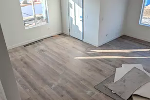 781 N Pheasantbrook Dr, Centerville, UT 84014 - Photo 17