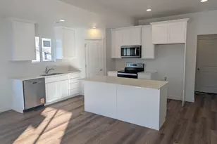 781 N Pheasantbrook Dr, Centerville, UT 84014 - Photo 7