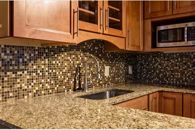 650 N 300 W #205, Salt Lake City, UT 84103 - Photo 9