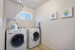 812 N Old Fort Dr, Spanish Fork, UT 84660 - Photo 27