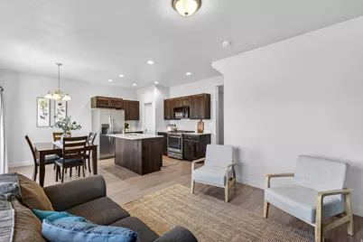 812 N Old Fort Dr, Spanish Fork, UT 84660 - Photo 7