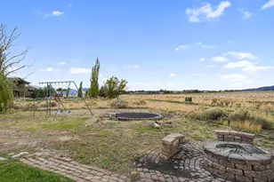 9141 N Canyon Wash Dr, Eagle Mountain, UT 84005 - Photo 13