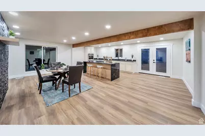 552 E Chelsea Dr, Bountiful, UT 84010 - Photo 3