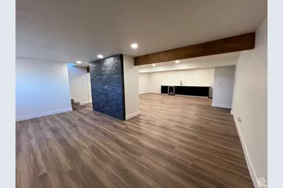 552 E Chelsea Dr, Bountiful, UT 84010 - Photo 15