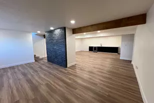 552 E Chelsea Dr, Bountiful, UT 84010 - Photo 15