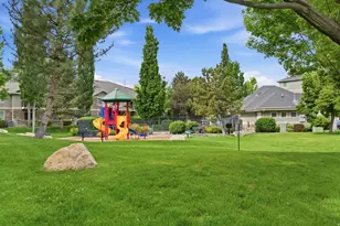 1245 E Privet Dr S, Cottonwood Heights, UT 84121 - Photo 23