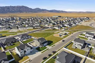 5179 N Pony Rider Wy, Eagle Mountain, UT 84005 - Photo 55