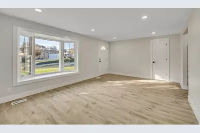 3062 W 3800 S, West Valley, UT 84119 - Photo 11