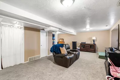 1214 N 700 W, Clinton, UT 84015 - Photo 19