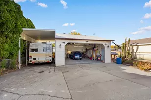 9888 S 475 E, Sandy, UT 84070 - Photo 33