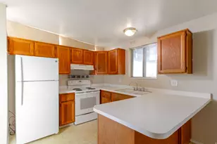 654 Colonial St, Layton, UT 84041 - Photo 3