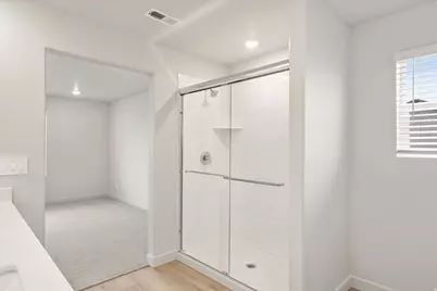 933 N 200 E #32, Santaquin, UT 84655 - Photo 27