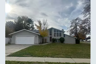 512 E Larchwood Dr, Midvale, UT 84047 - Photo 3