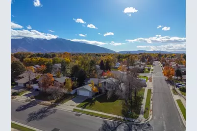 512 E Larchwood Dr, Midvale, UT 84047 - Photo 11