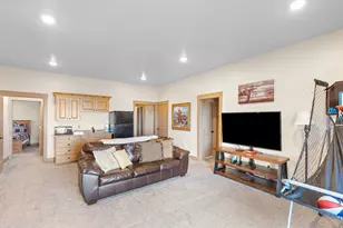 874 S Balsamorhiza Rd, Garden City, UT 84028 - Photo 31