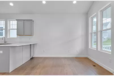 7003 W Granbury Dr, South Jordan, UT 84009 - Photo 9