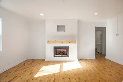 405 N 200 E, Pleasant Grove, UT 84062 - Photo 3